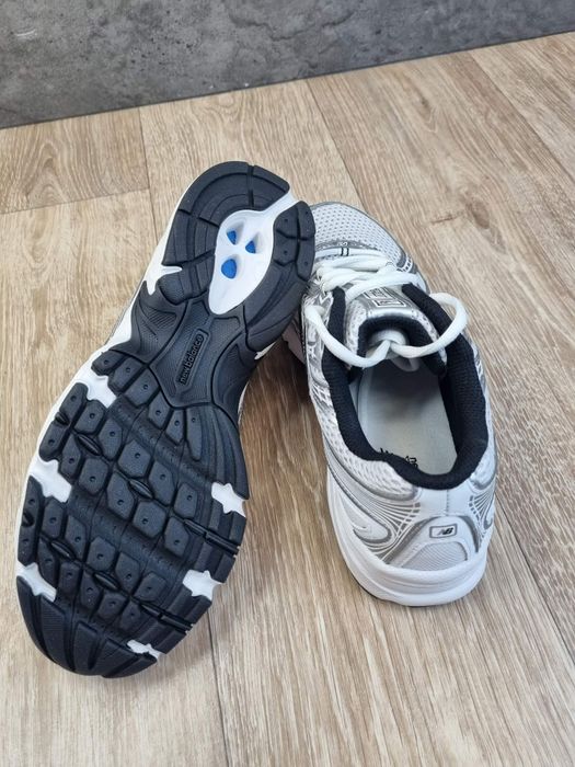 Buty New Balance 740