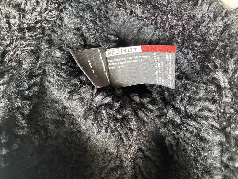 Czapka RED Hot z futerkiem z uszami