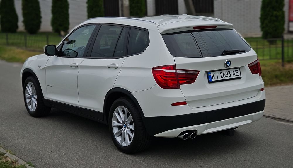 BMW X3 XDrive28i F25 2013р.в. Гарна комплектація та стан.