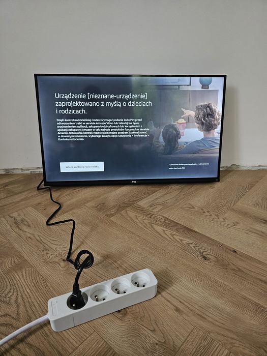 telewizor tcl 32 cale tcl 32SF540 full hd