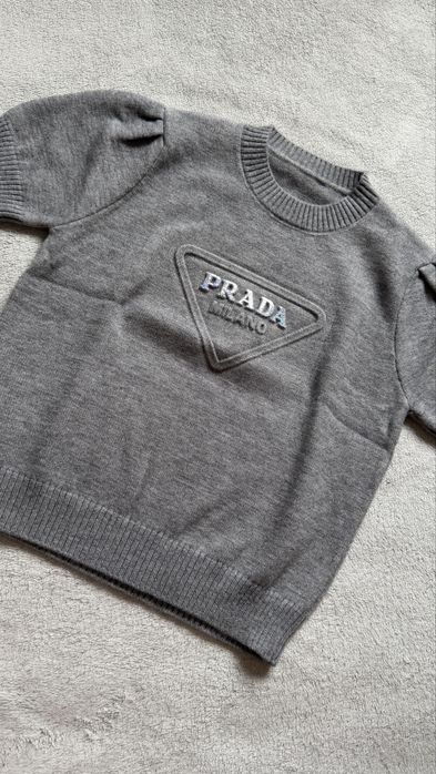 Кофтинка Prada прада кофточка сіра та синя