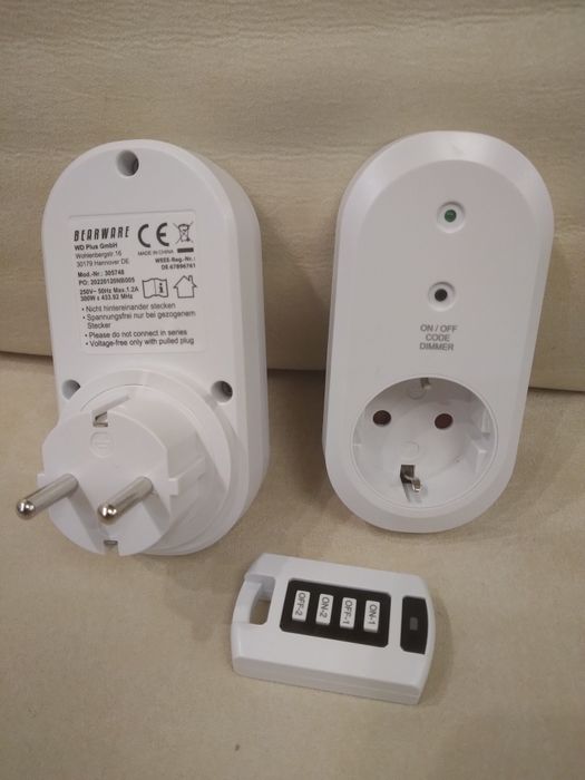 Розетка-диммер BearWare 1,2А 300 Вт