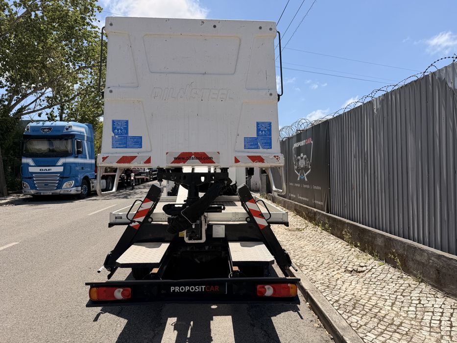 NISSAN CABSTAR 3.0 130cv Grua Cesto de 20M 2020 Apenas 28.000km ###OPORTUNIDADE###