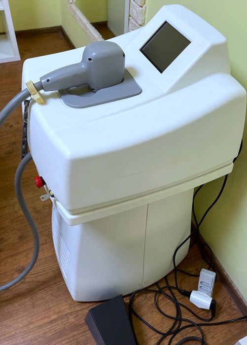 Laser Diodowy Milesman do depilacji certyfikat medyczny - stan idealny
