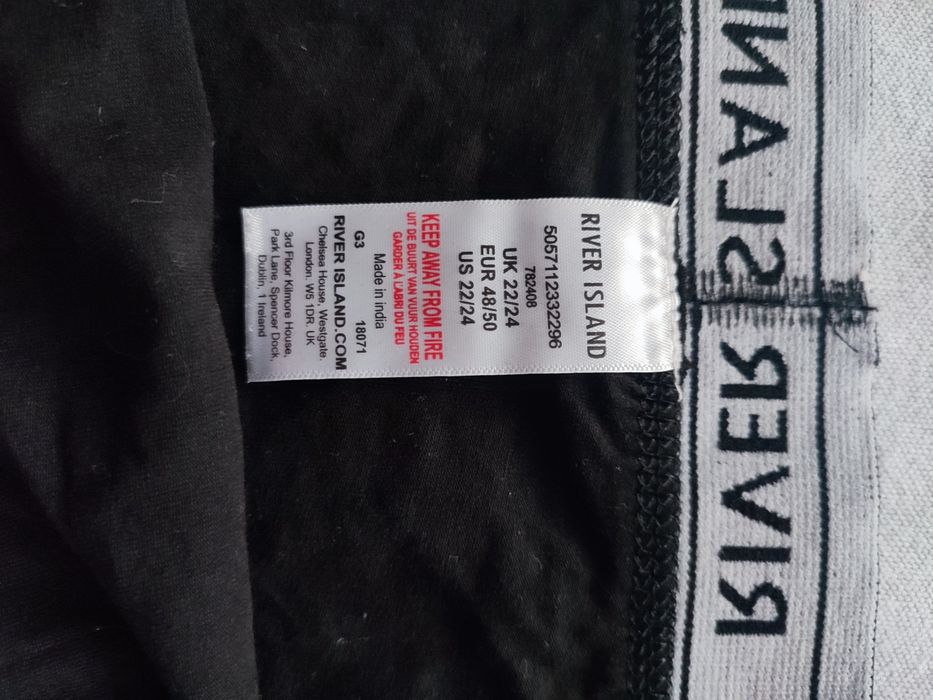 Nowe czarne majtki marki River Island w rozmiarze 48-50