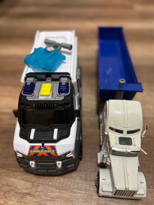 Statek piracki i dwa samochody! Okazja!