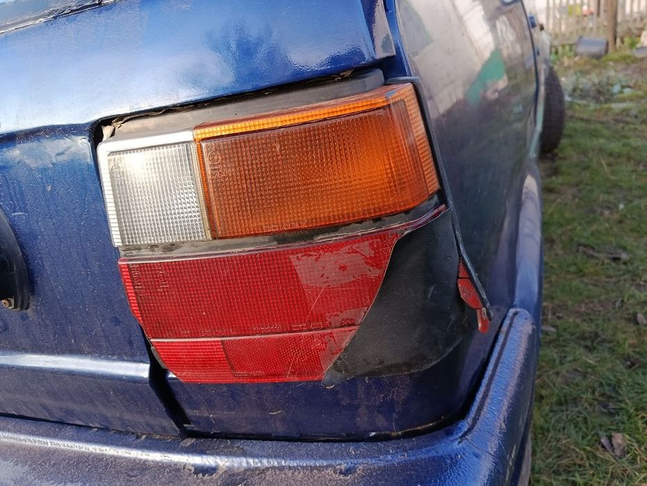 Продам автомобіль нісан мікра к10