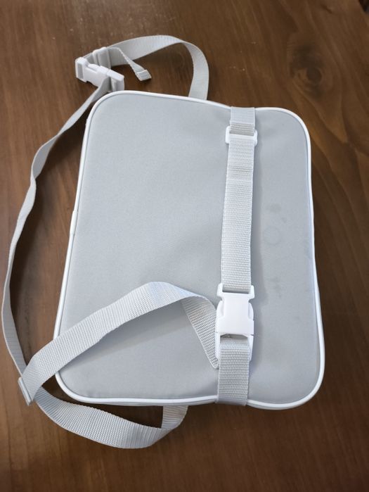 Cadeira portátil para alimentação