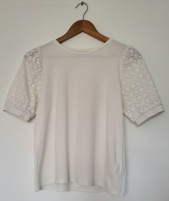 T-shirt biała bluzka XS-S ażurowe bufiaste rękawy Reserved