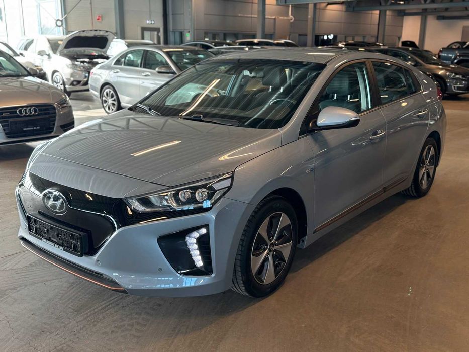 Хюндай IONIQ 2019 Без ДТП, два комплекти дисків, рідний пробіг