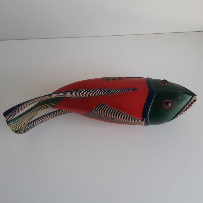 Escultura Madeira Arte Africana Angola Peixe Colorido 40cm