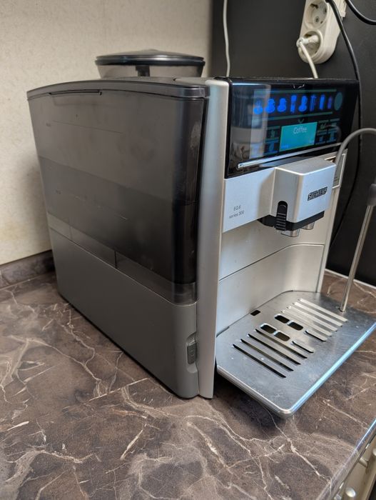 Кавомашина Siemens EQ.6 plus s300 (TE653311RW)