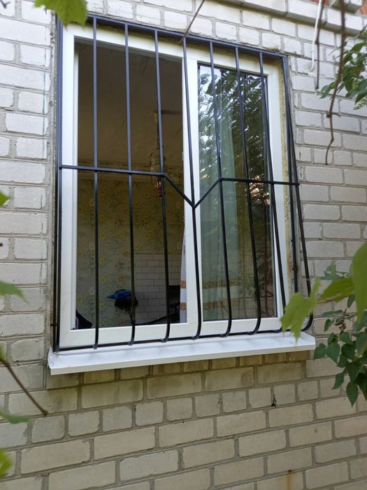 Решётки на окна.