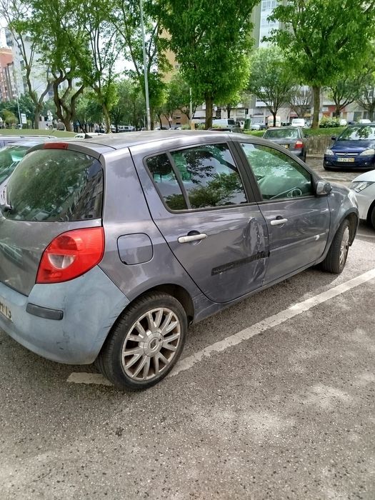 Renault Clio PARA PEÇAS