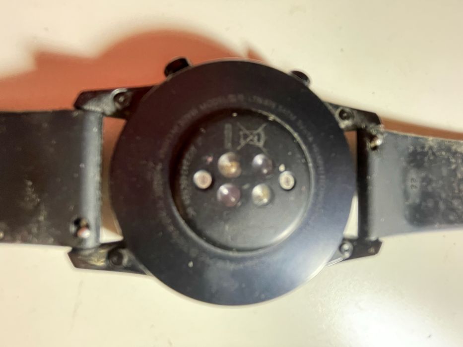 Smartwatch Huawei GT2 (avariado)