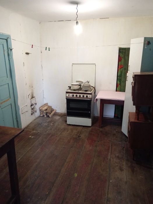 Будинок в гарній локації по дешевій вартості(!)