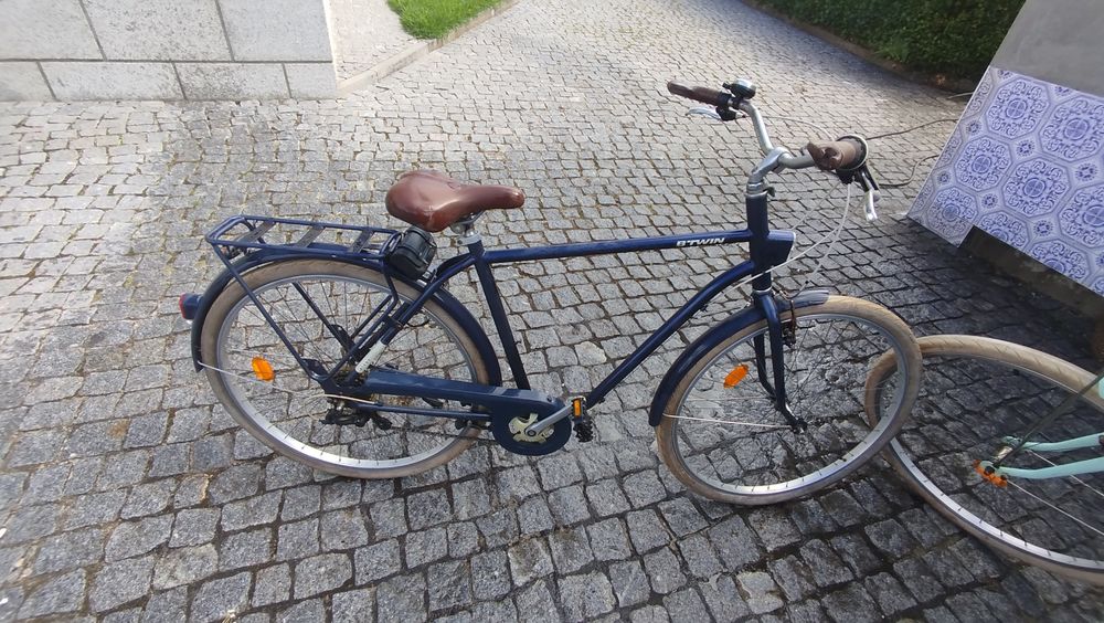 Bicicletas de cidade Orbita e Btwin