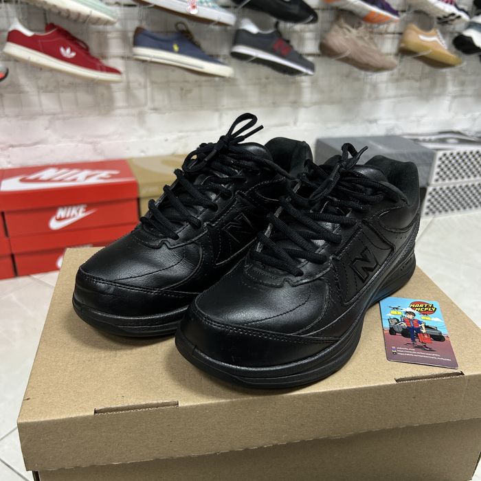 Жіночі кросівки New Balance 577 шкіряні оригінал 39 р чорні спортивні