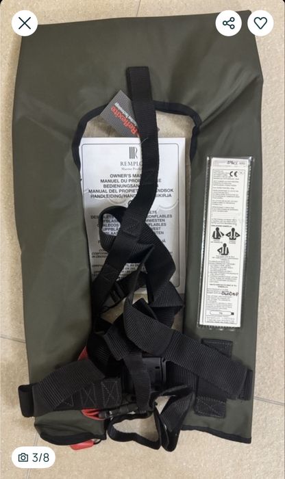 Pneumatyczna kamizelka ratunkowa nowa