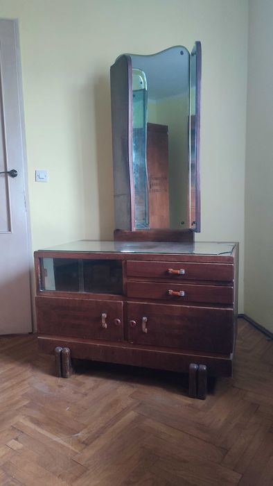 Stara Toaletka z lustrami