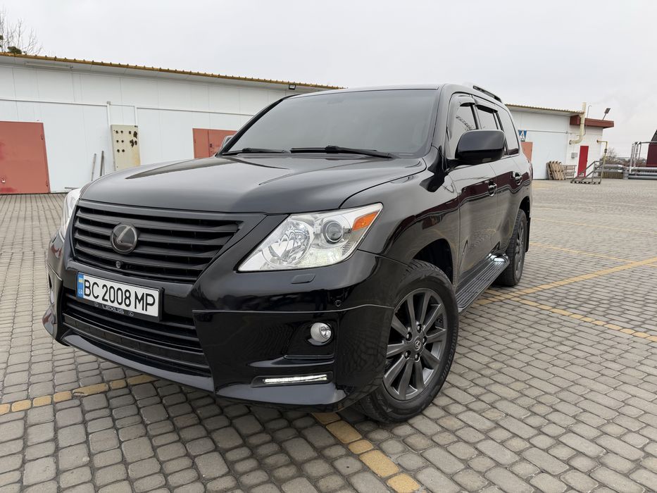 Продам авто Lexus LX570 F Sport