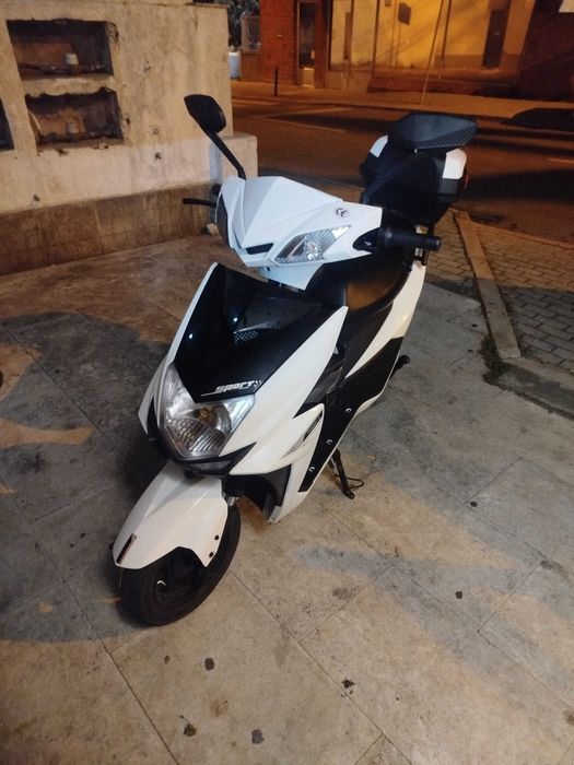 Vendo ou troco mota elétrica