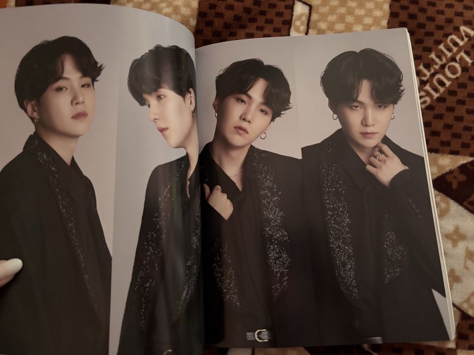 BTS be interview photobook 新品未開封 bts фотобук - купить предметы колекционирования - Цена на OLX.ua