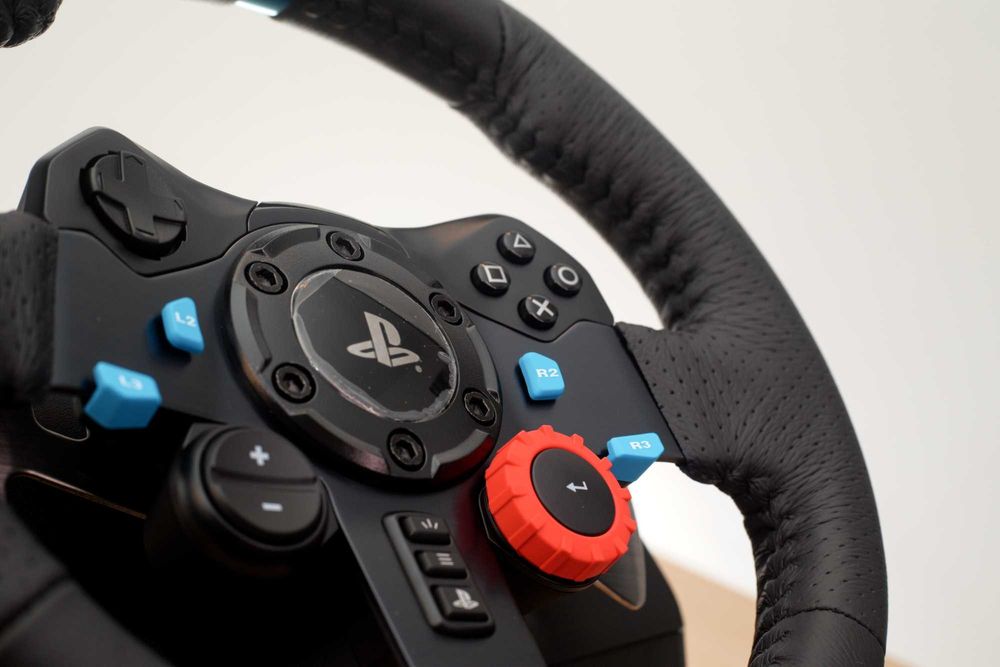 Volante Logitech G29 com pedais + Shifter (novos)