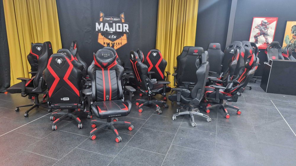 Fotele Gamingowe Diablo Chairs i inne Bardzo Dobry Stan