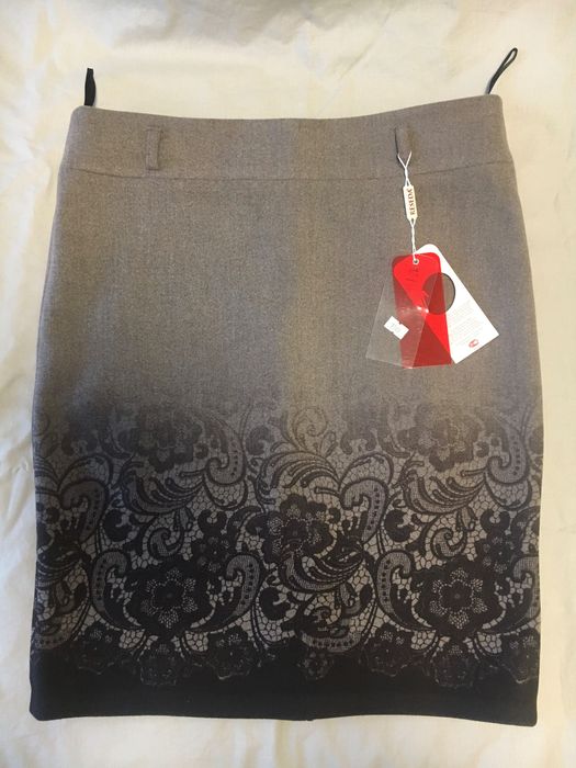 Нова! Спідниця класіка розмір 46