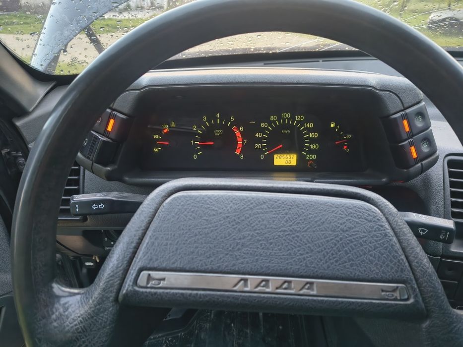 Автомобиль ваз 2112 , 1,6 16кл.