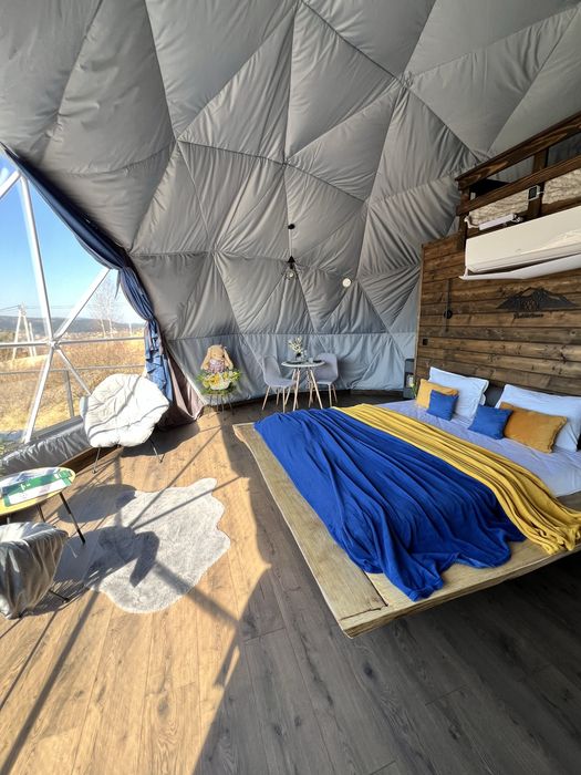 Будинок у східниці  котедж