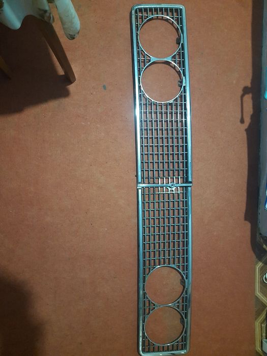 Решітка радіатора Ваз 2103