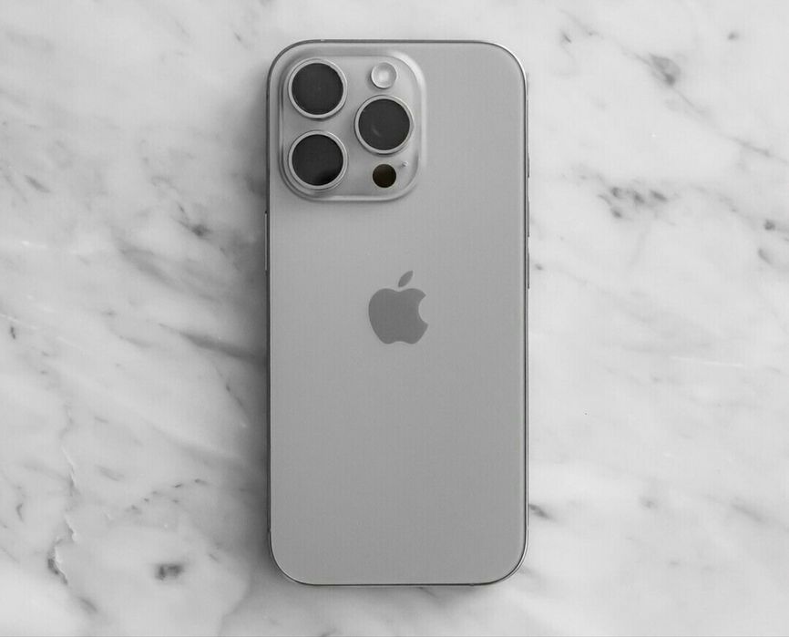 iPhone 15 pro 256gb