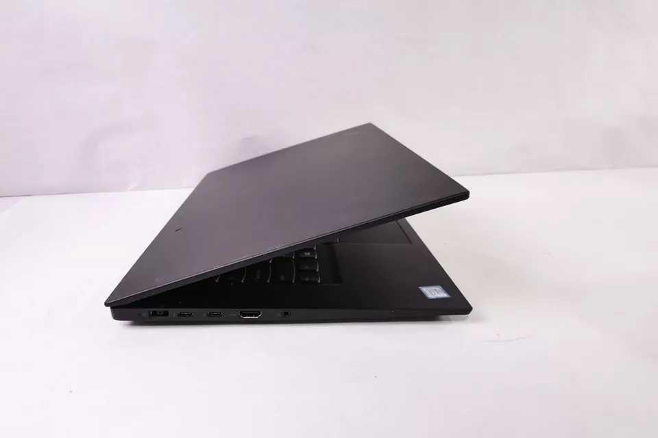 LENOVO THINKPAD P1 G. 3 XEON W-10855M/512GB/32GB Nvidia Quadro T2000