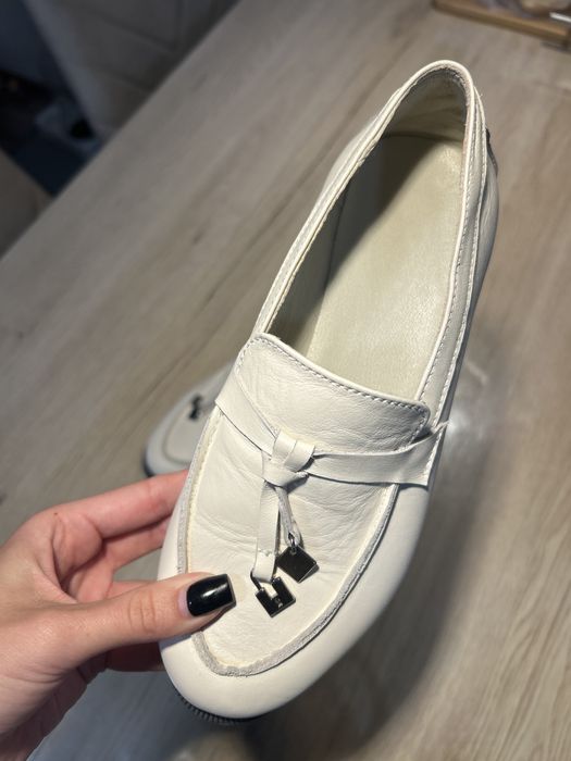 Лофери шкіряні Нові