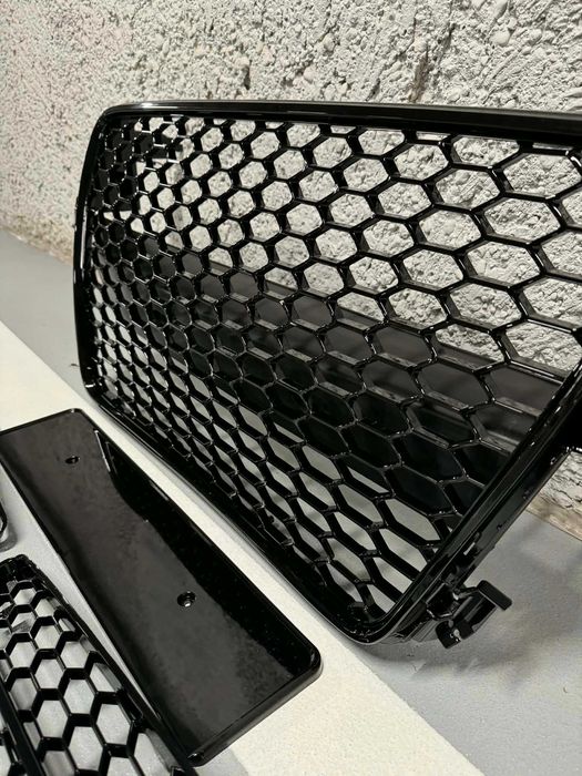 Grill Atrapa, kratki halogenów, plaster miodu. Audi A5 8T przedlift