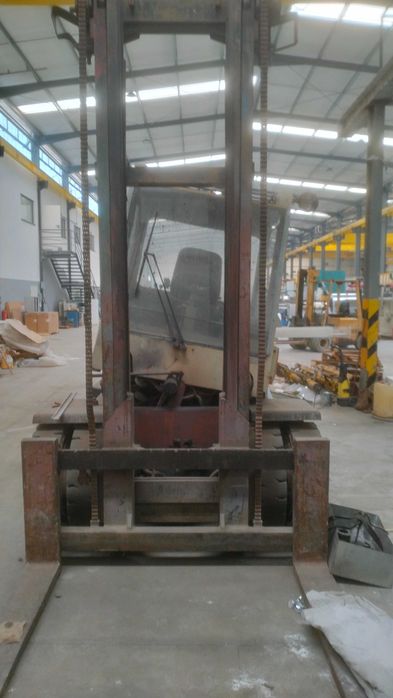 Empilhador KALMAR 8 Toneladas