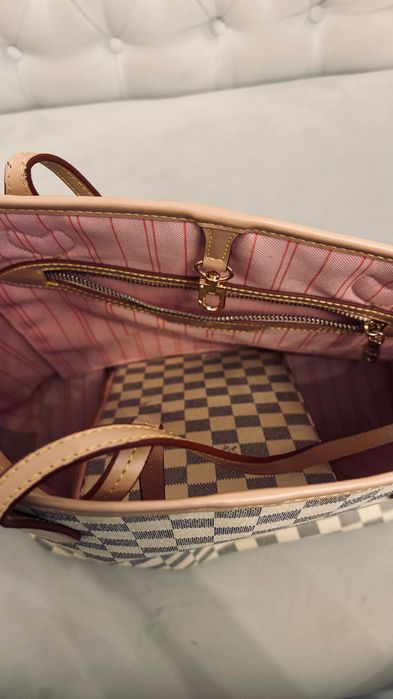Torebka Louis Vuitton neverfull biała shopper bag