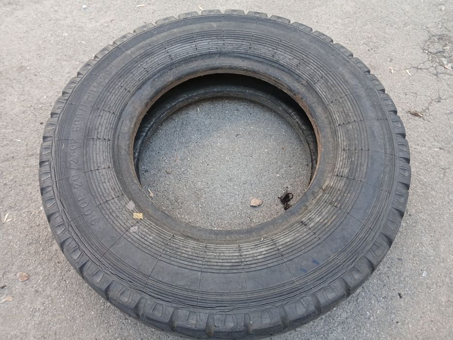 Шини Зiл 260 - 508 9.00