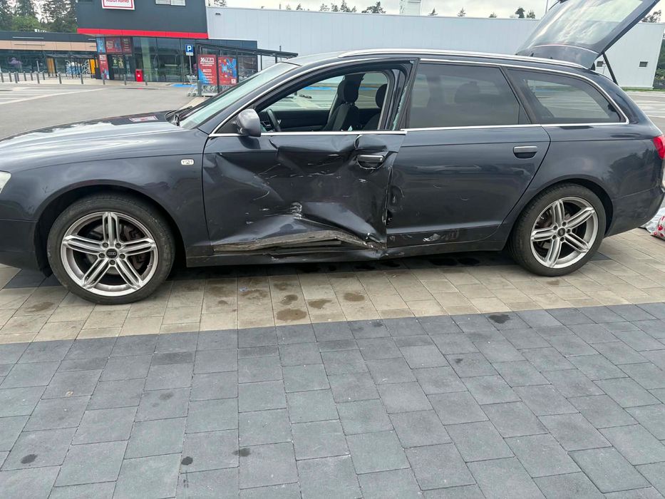 Audi A6C6 quatro 3.0tdi uszkodzony