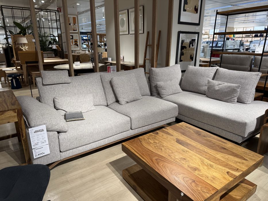 Sofá com chaise longue
