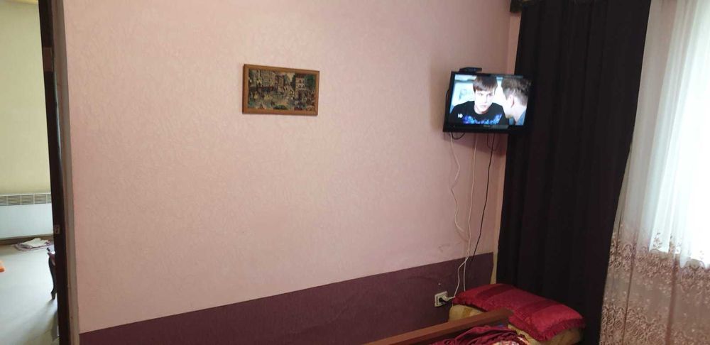 Сдаю  1 ком дом улица Монтажников 1 рн Голосеевский