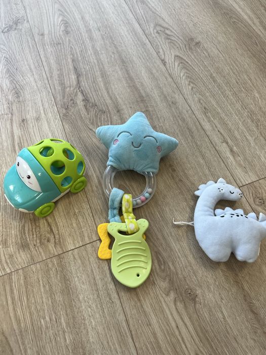 Zestaw zabawek dla niemowlaka