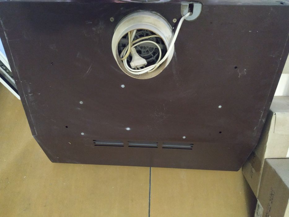 Продам вытяжку кухонную