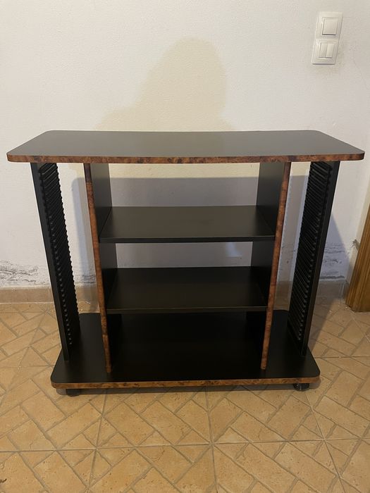 Estante para livros e CD