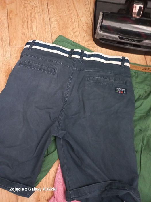 Krótkie spodenki męskie