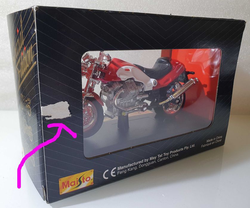 Miniatura 1/18 ~ "MOTO GUZZI V10 CENTAURO" ~ Special Edition ~ Maisto