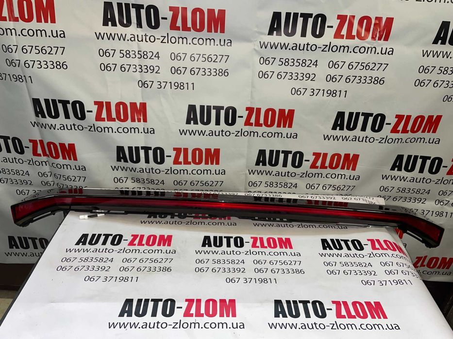 Задній ліхтар бленда Honda CIVIC X купе 2015-2019 33700-TBG-A011