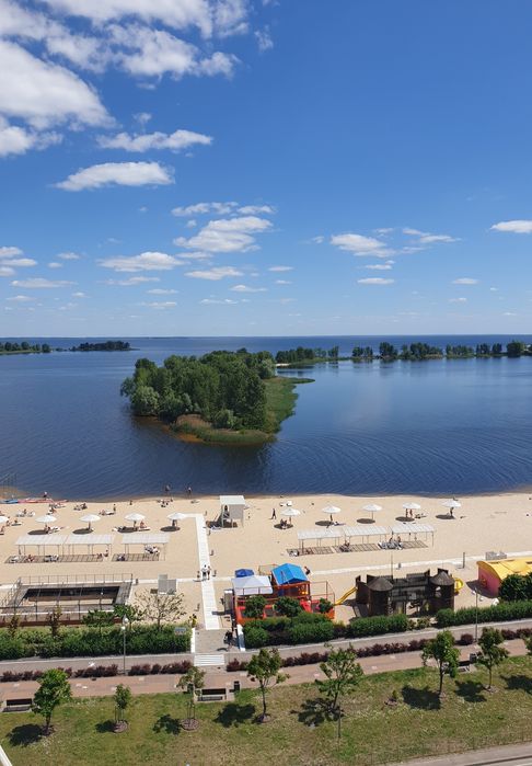 Видова квартира  в новобудові на центр.митниці ( Героїв Дніпра), пляж.